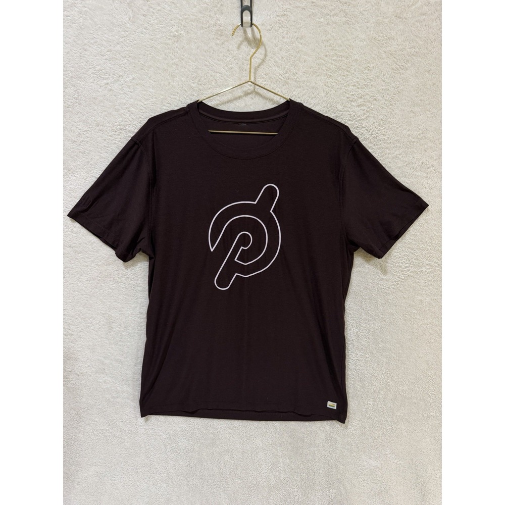 Vuori Dark Maroon Peloton Tee Shirt Men's Size Large Workout Gym Fitness
